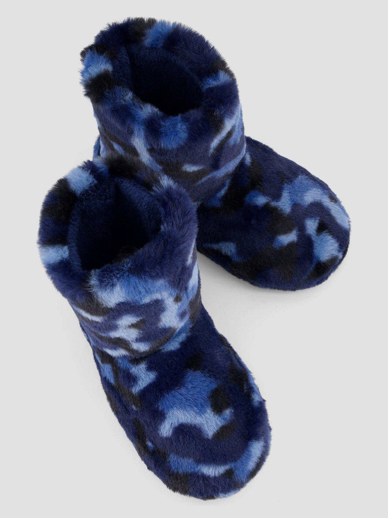 Image 3 of 7 of The Very Collection Boys Camo Bootie Slippers - Blue