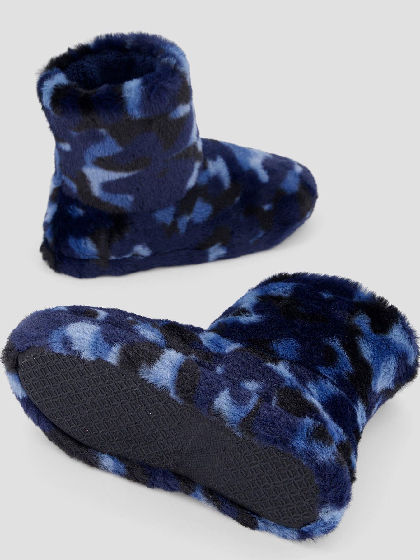 Image 4 of 7 of The Very Collection Boys Camo Bootie Slippers - Blue