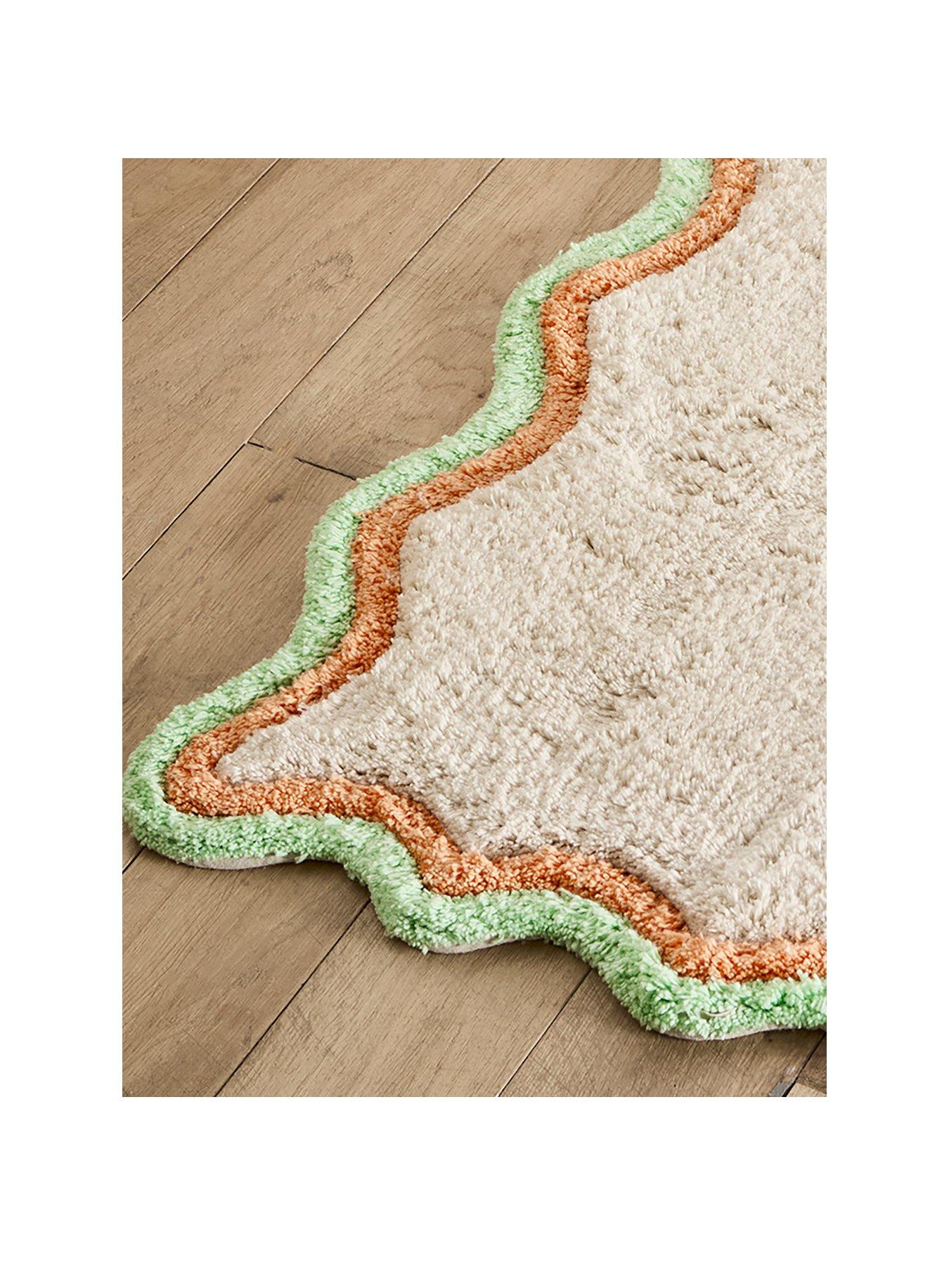 Image 2 of 3 of Fusion Scallop Bath Mat In Multi