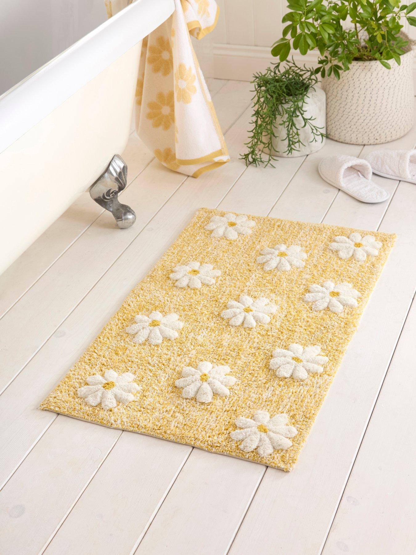 Image 1 of 3 of Dreams & Drapes Daisy Floral Bath Mat In Ochre