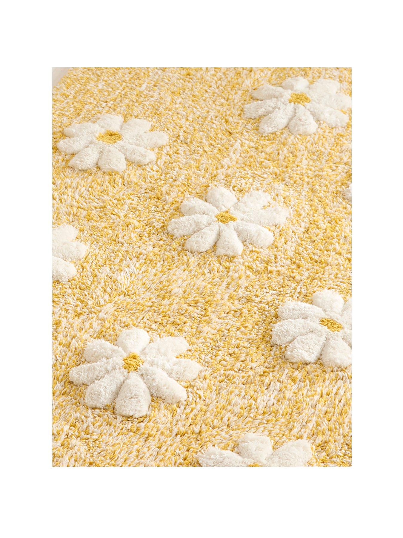 Image 2 of 3 of Dreams & Drapes Daisy Floral Bath Mat In Ochre
