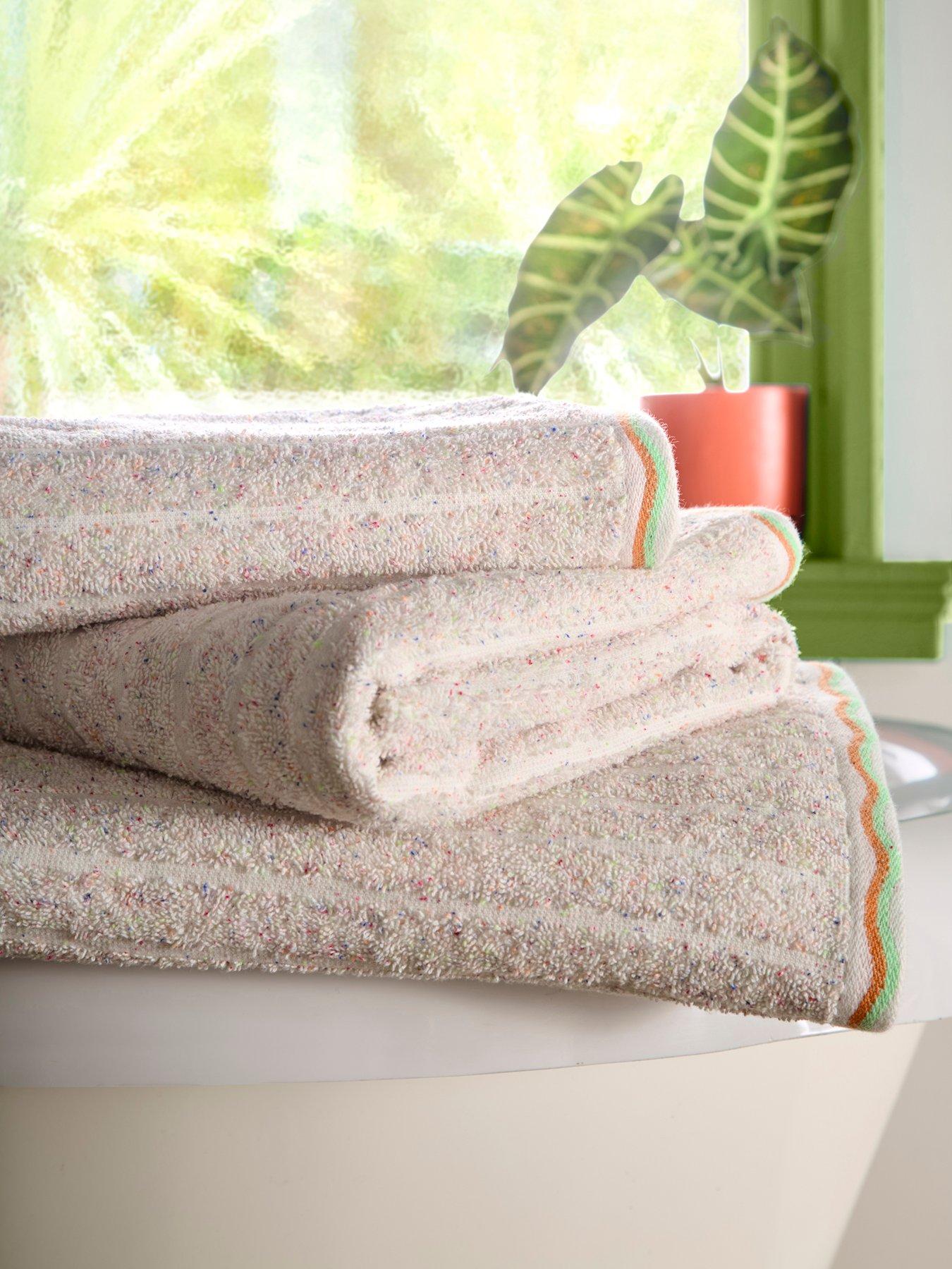 Image 4 of 4 of Fusion Speckle Rib Towel Collection Natural