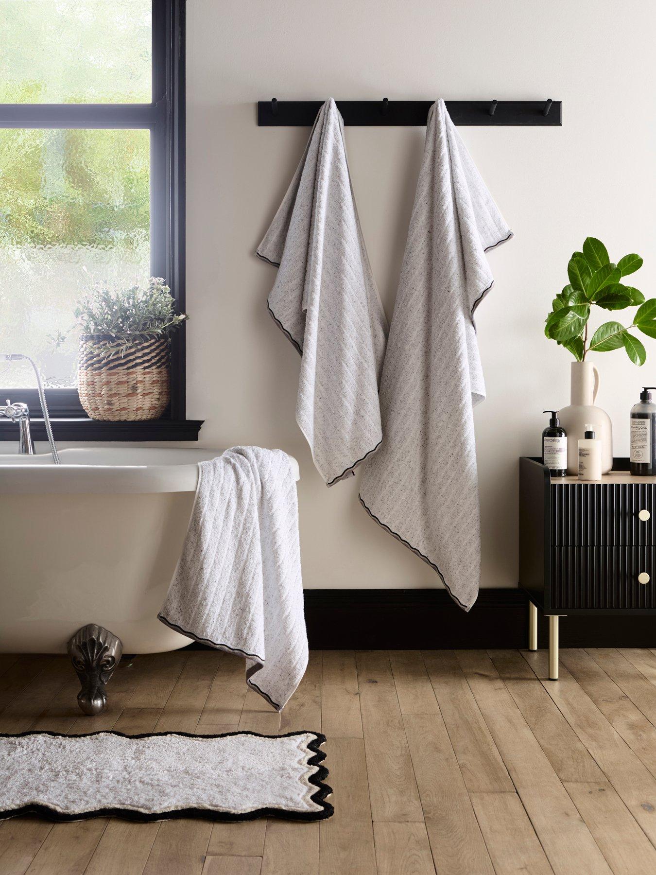 Image 3 of 4 of Fusion Speckle Rib Towel Collection White