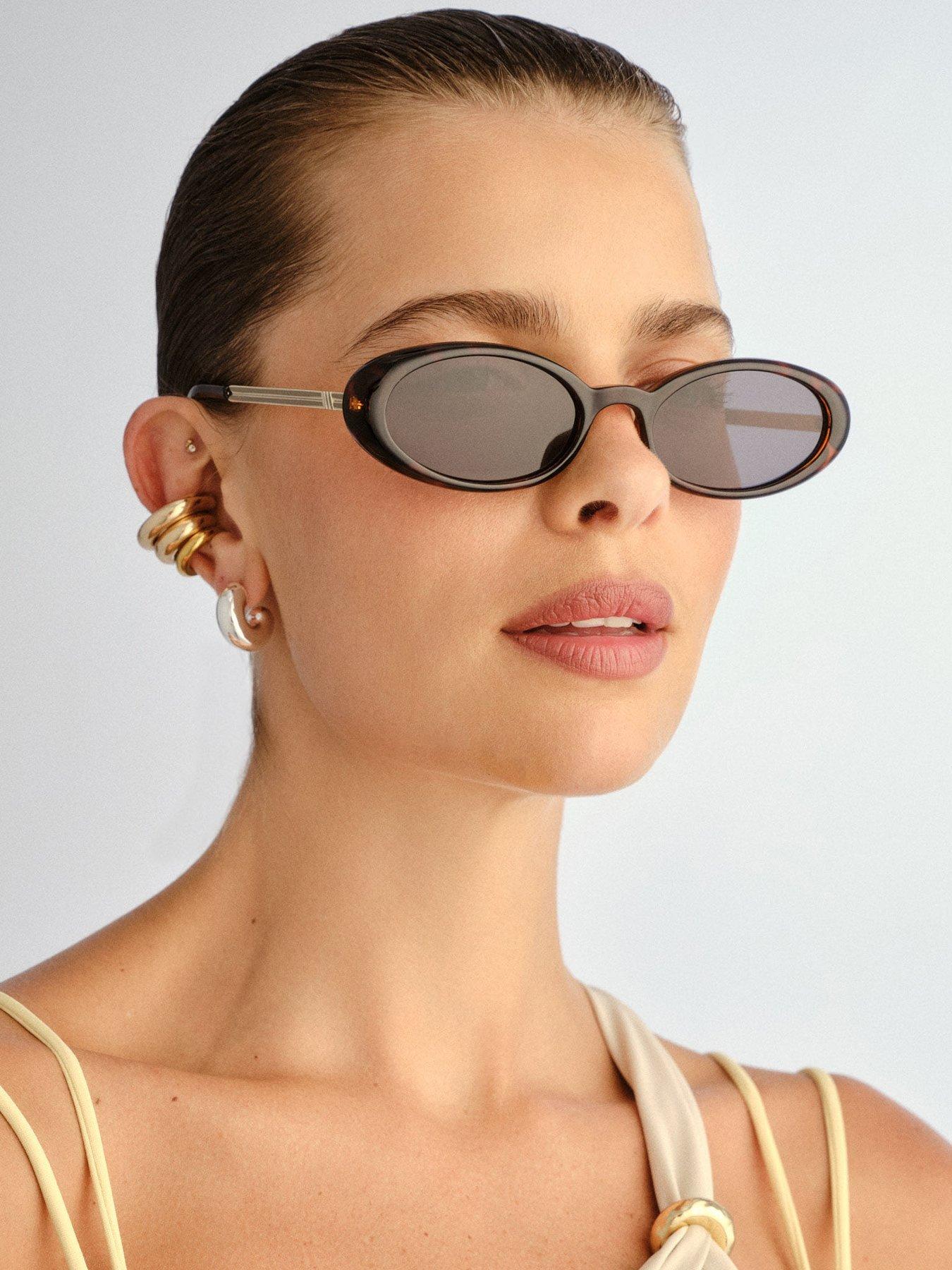 Image 2 of 2 of LE SPECS Magnifique
