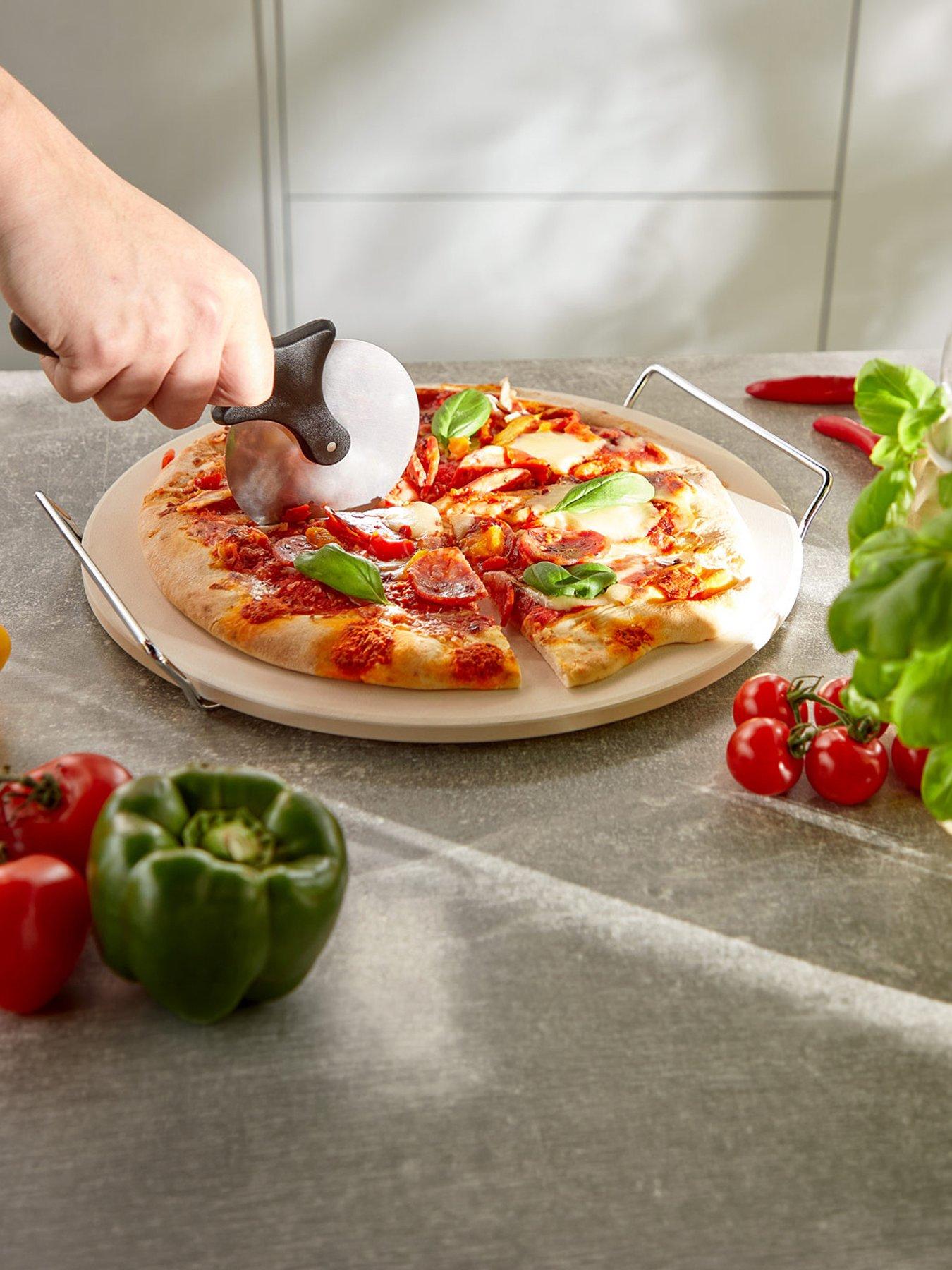 vonshef-bbq-pizza-stone-cutterfront