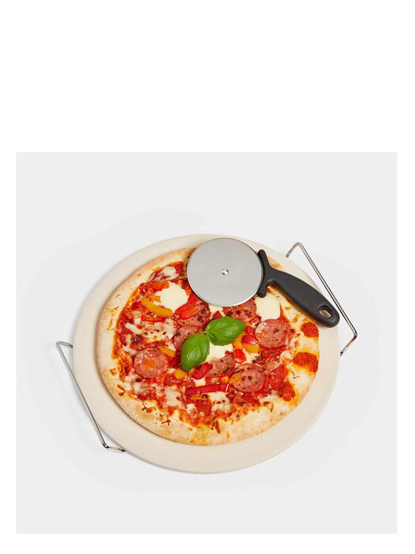 vonshef-bbq-pizza-stone-cutterstillFront