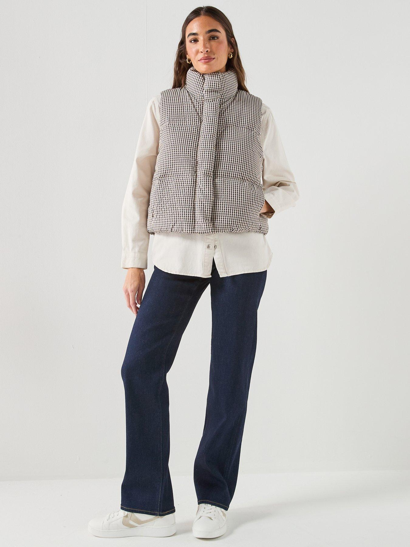 Image 6 of 6 of Levi's Tate Bubble Puffer Vest Gilet - Grey