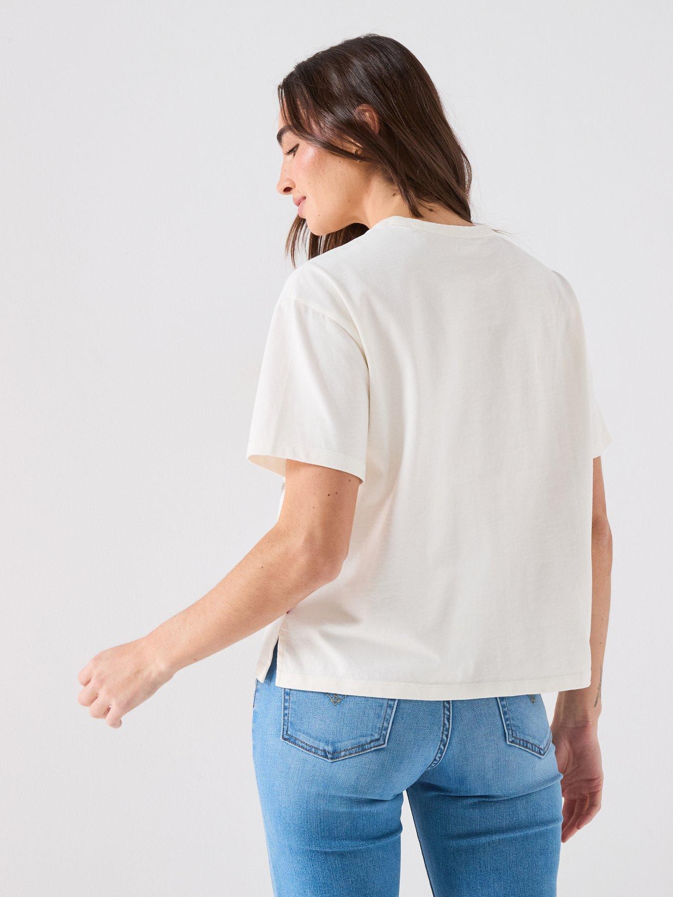Image 2 of 6 of Levi's Gr Vintage Tee
