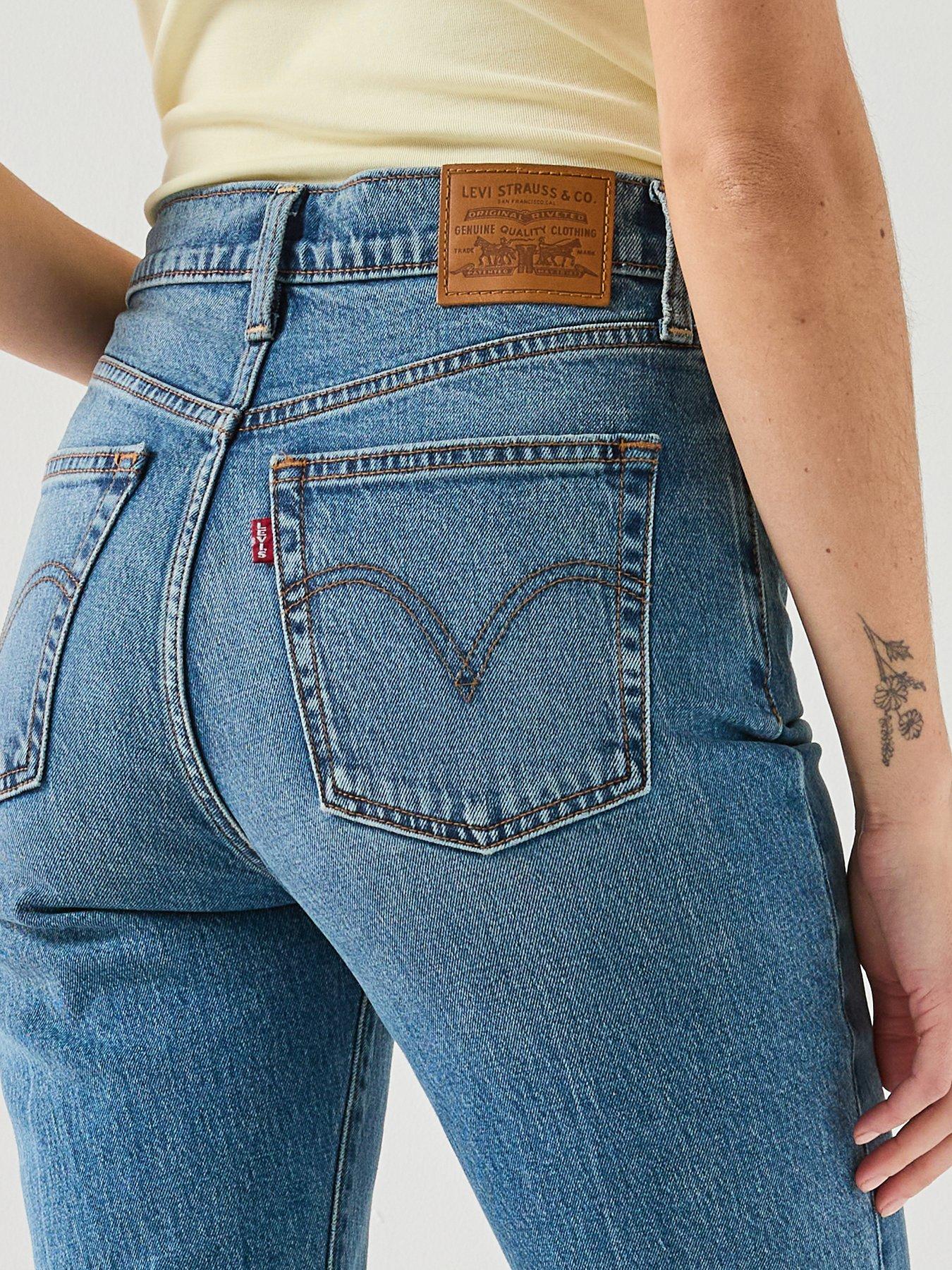 Image 4 of 6 of Levi's Ribcage Slim Fit Jeans - Sweet Noon