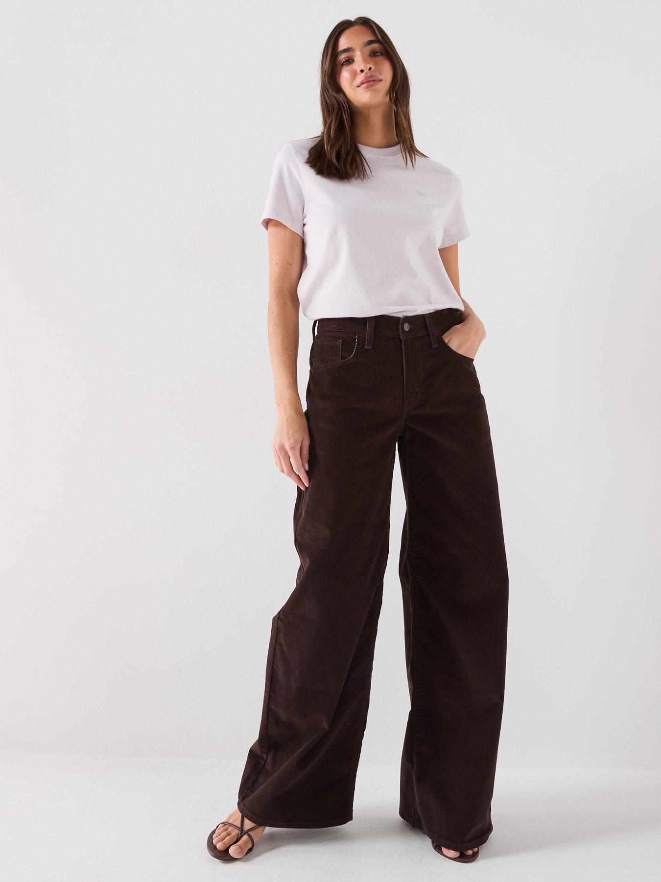 Image 3 of 5 of Levi's Favorite Cotton Tee Hm