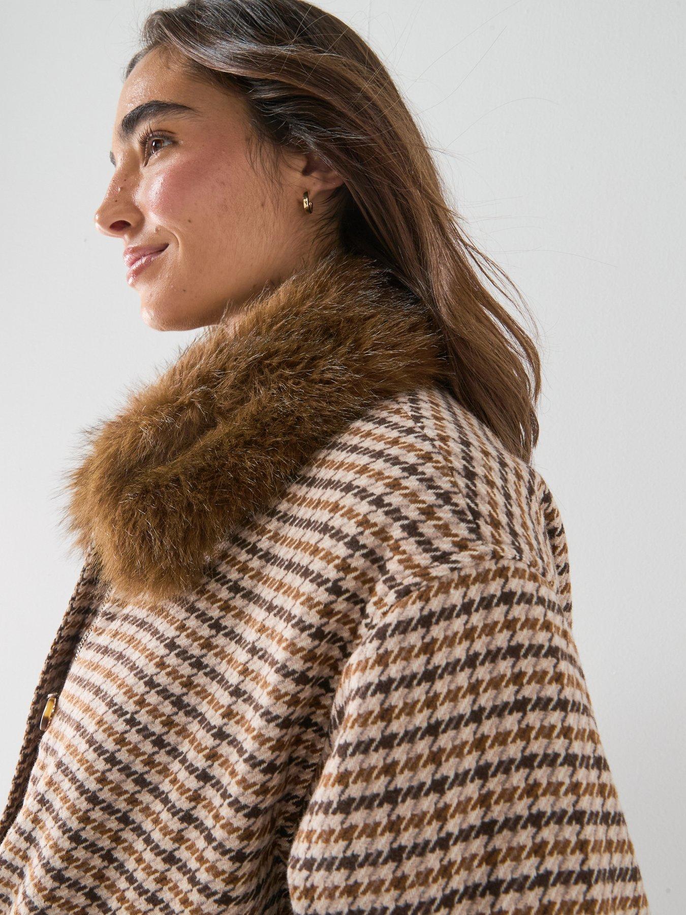 Image 4 of 6 of Levi's Billie Warm Checked Jacket - Brown