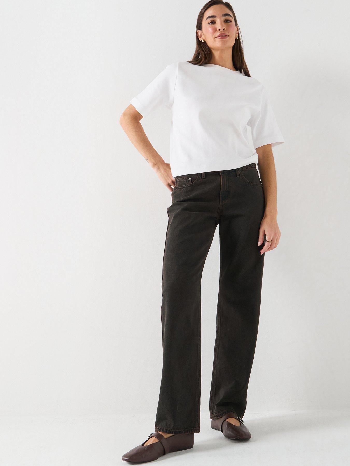Image 3 of 6 of Levi's Low Straight