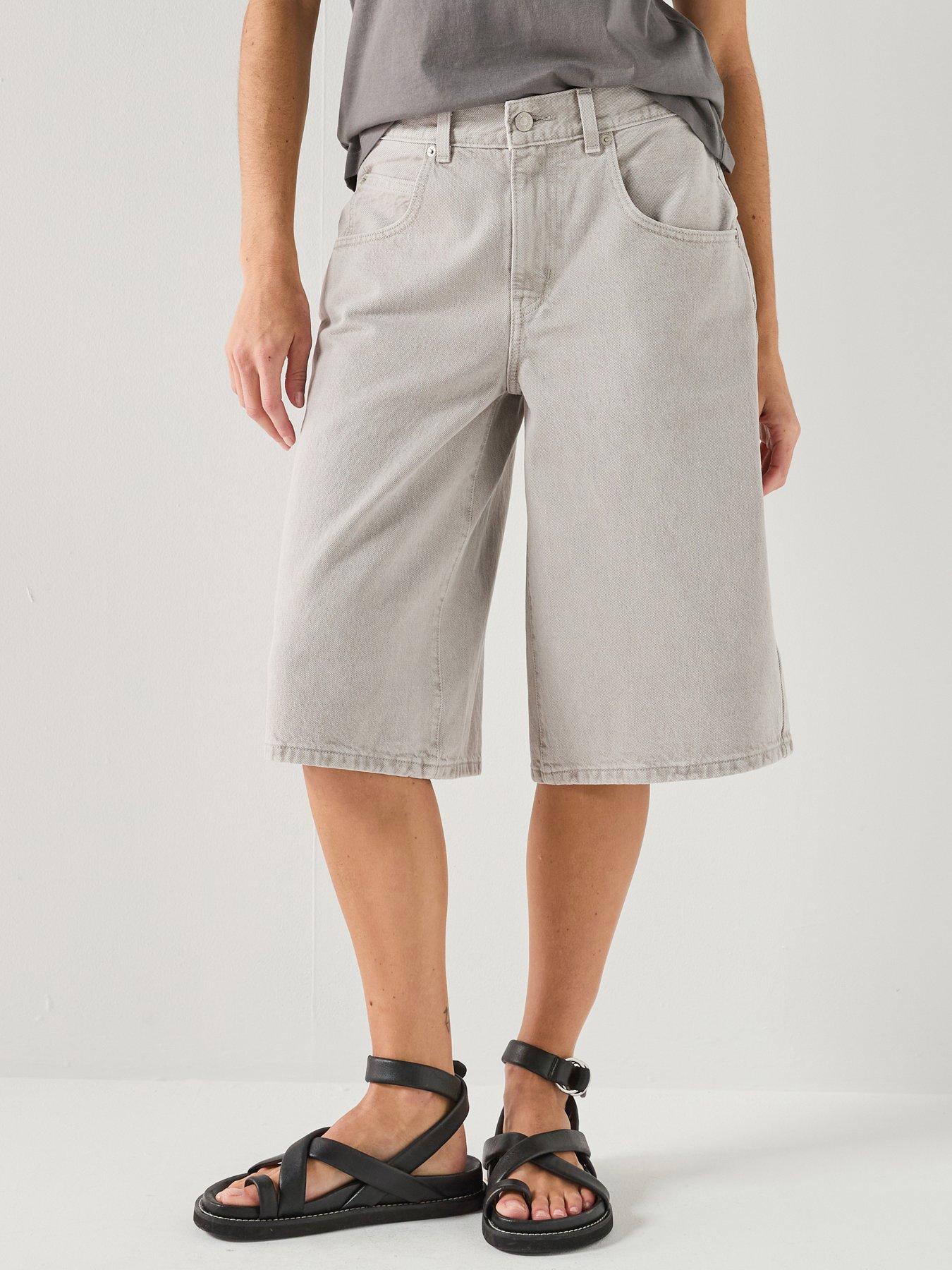 Image 5 of 6 of Levi's Super Baggy Jorts - Blue
