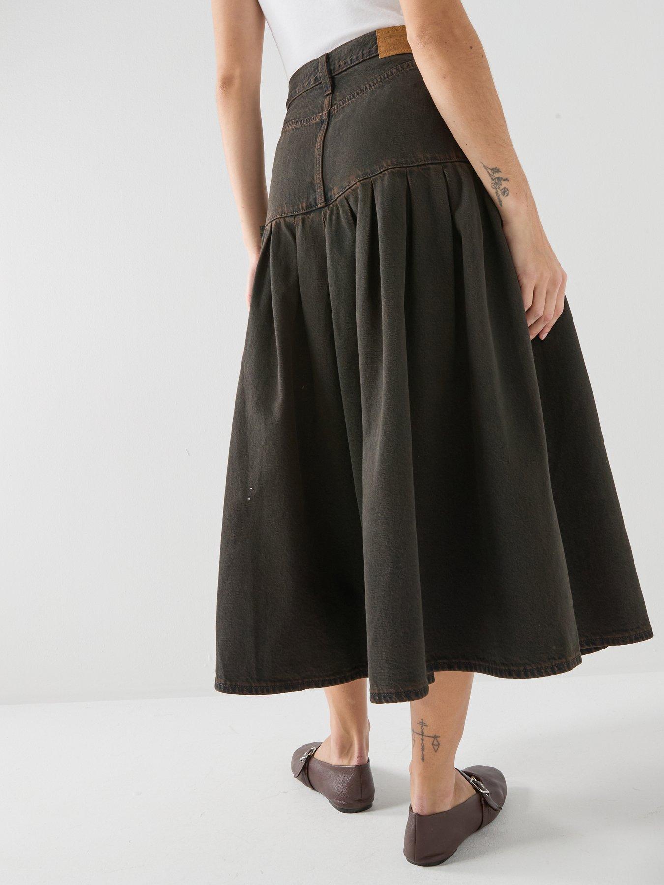 Image 2 of 6 of Levi's Yoked Pleated Skirt