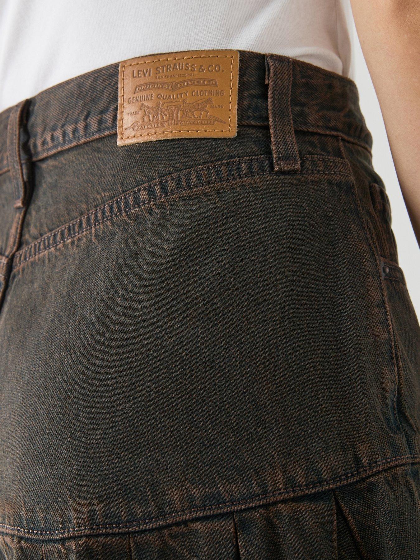 Image 4 of 6 of Levi's Yoked Pleated Skirt