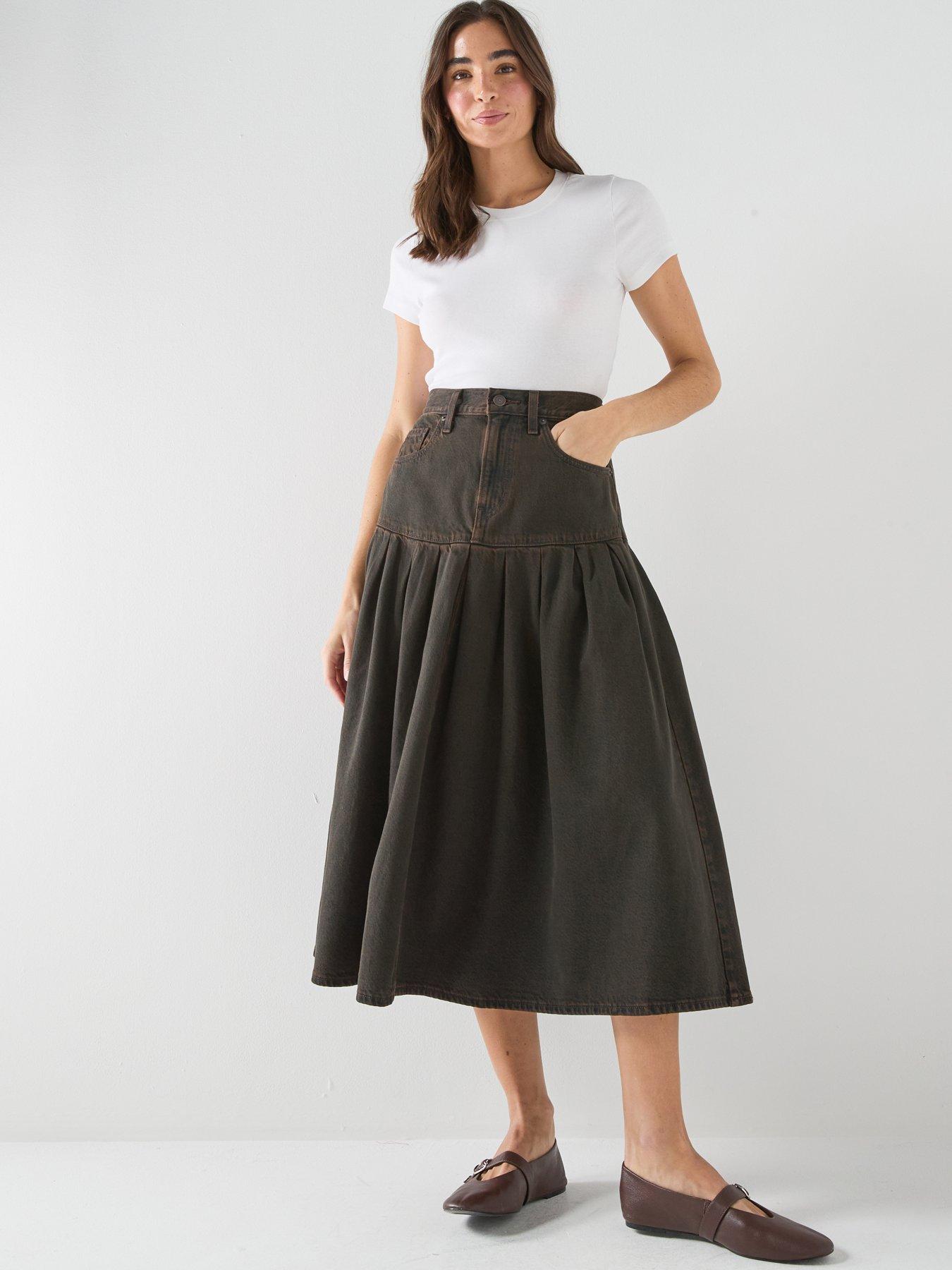 Image 5 of 6 of Levi's Yoked Pleated Skirt