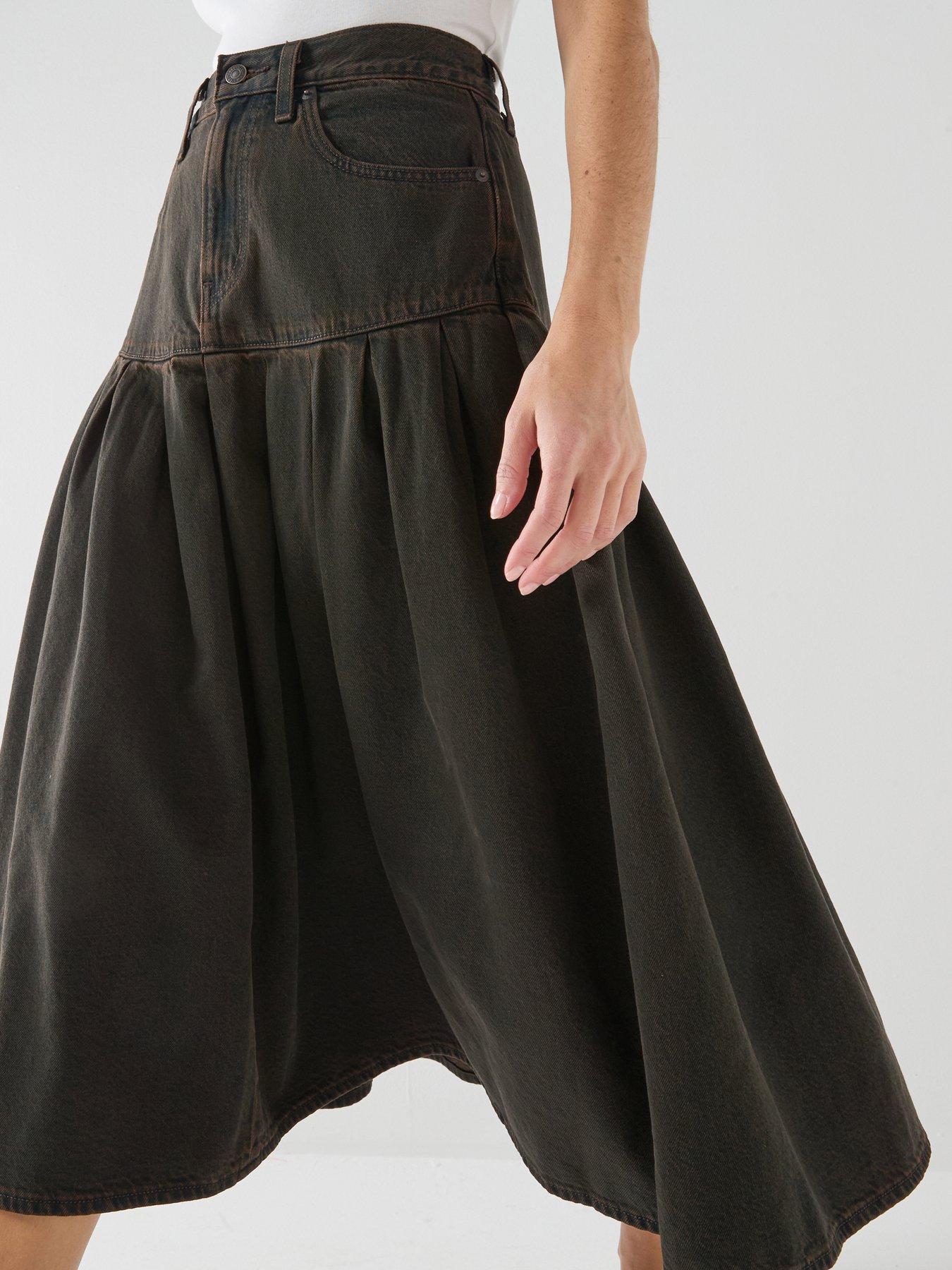 Image 6 of 6 of Levi's Yoked Pleated Skirt