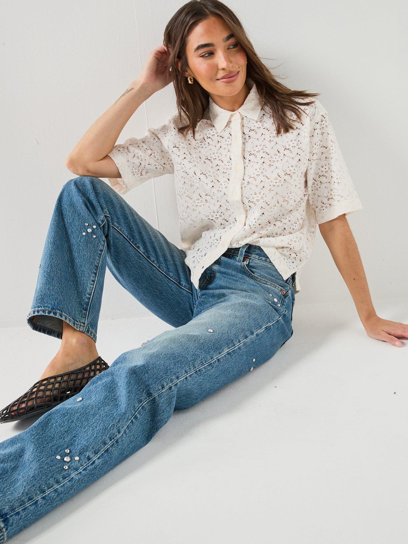 Image 3 of 6 of Levi's Harlie Ss Lace Shirt