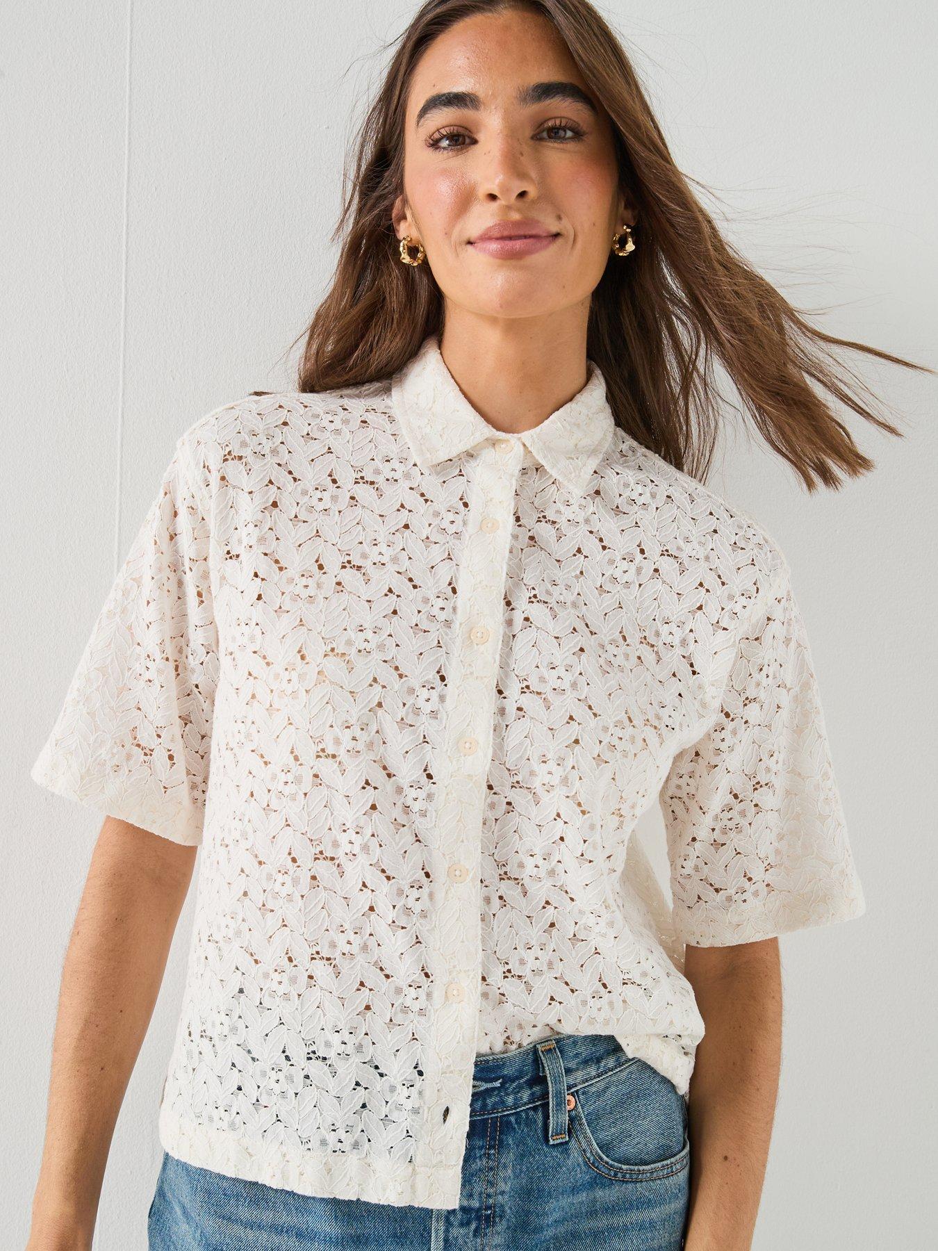 Image 4 of 6 of Levi's Harlie Ss Lace Shirt