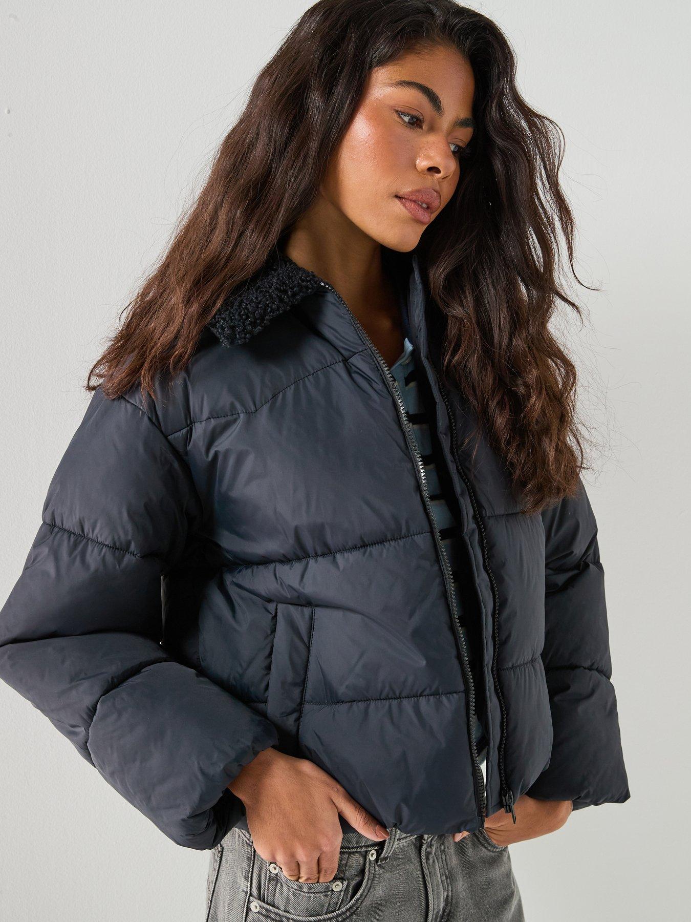 Image 4 of 6 of Levi's Palmer Puffer Sherpa Jacket - Anthracite Night