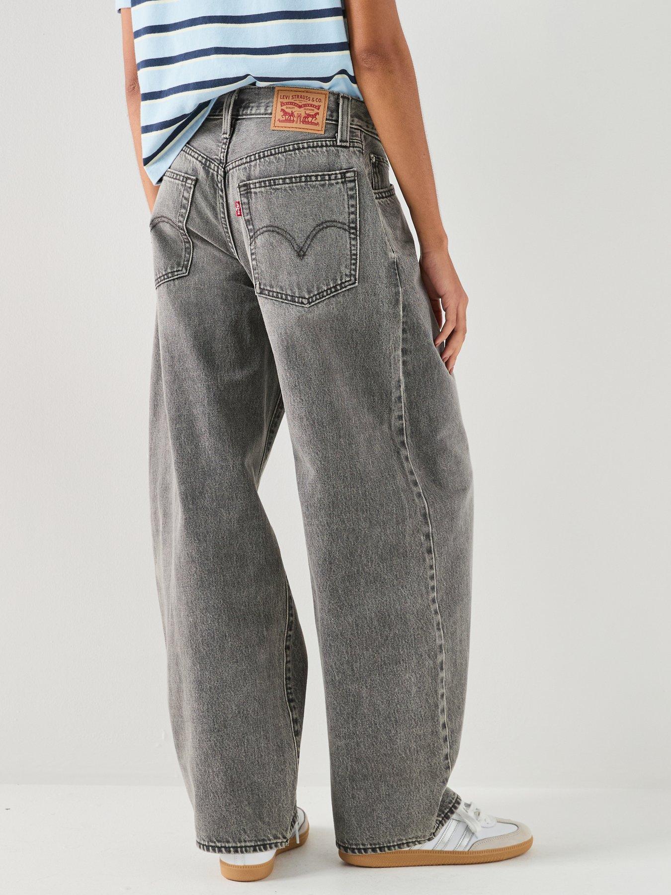 Image 2 of 6 of Levi's Middy Balloon Leg Jeans - Grey