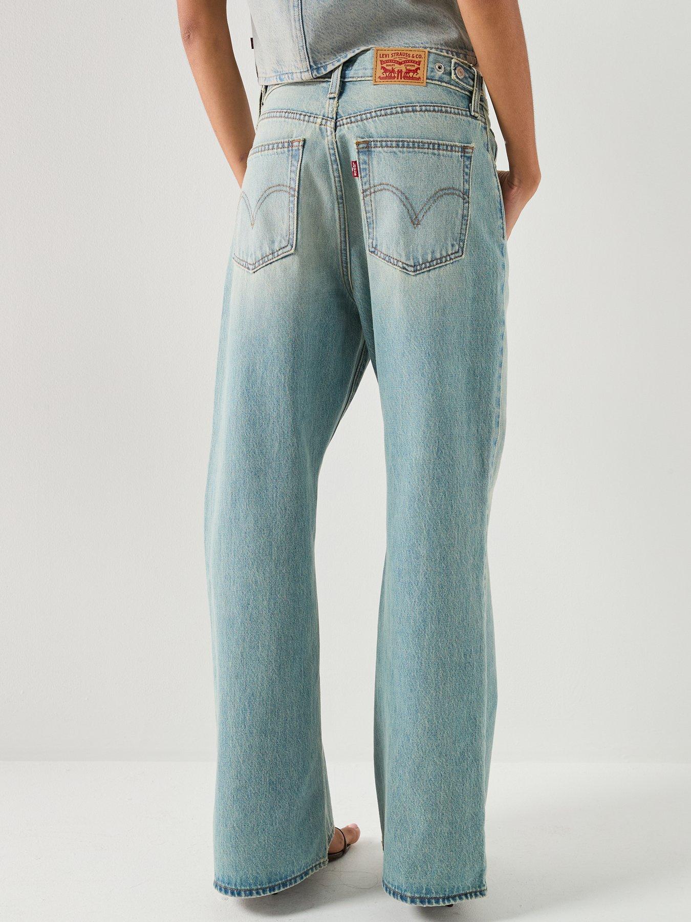 Image 2 of 6 of Levi's Cinch Flare