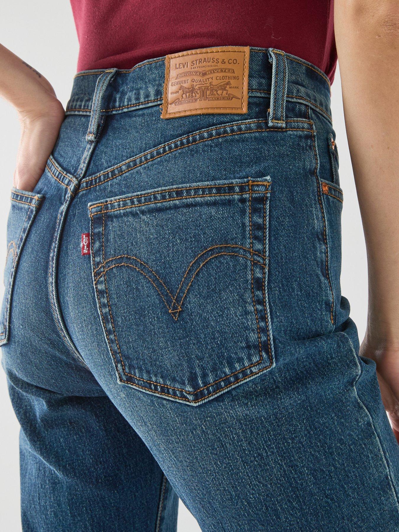 Image 4 of 5 of Levi's Ribcage Flare H2 26