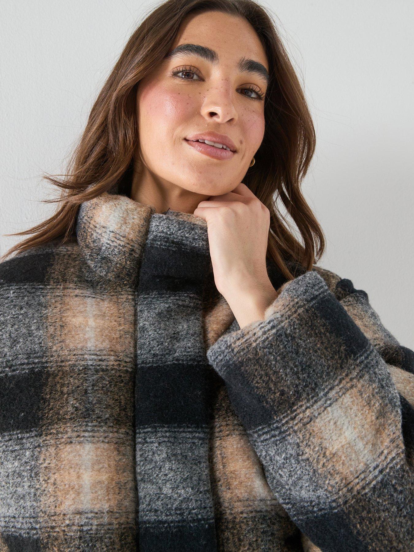 Image 5 of 6 of Levi's Levis Brynn Crop Checked Puffer Jacket - Brown