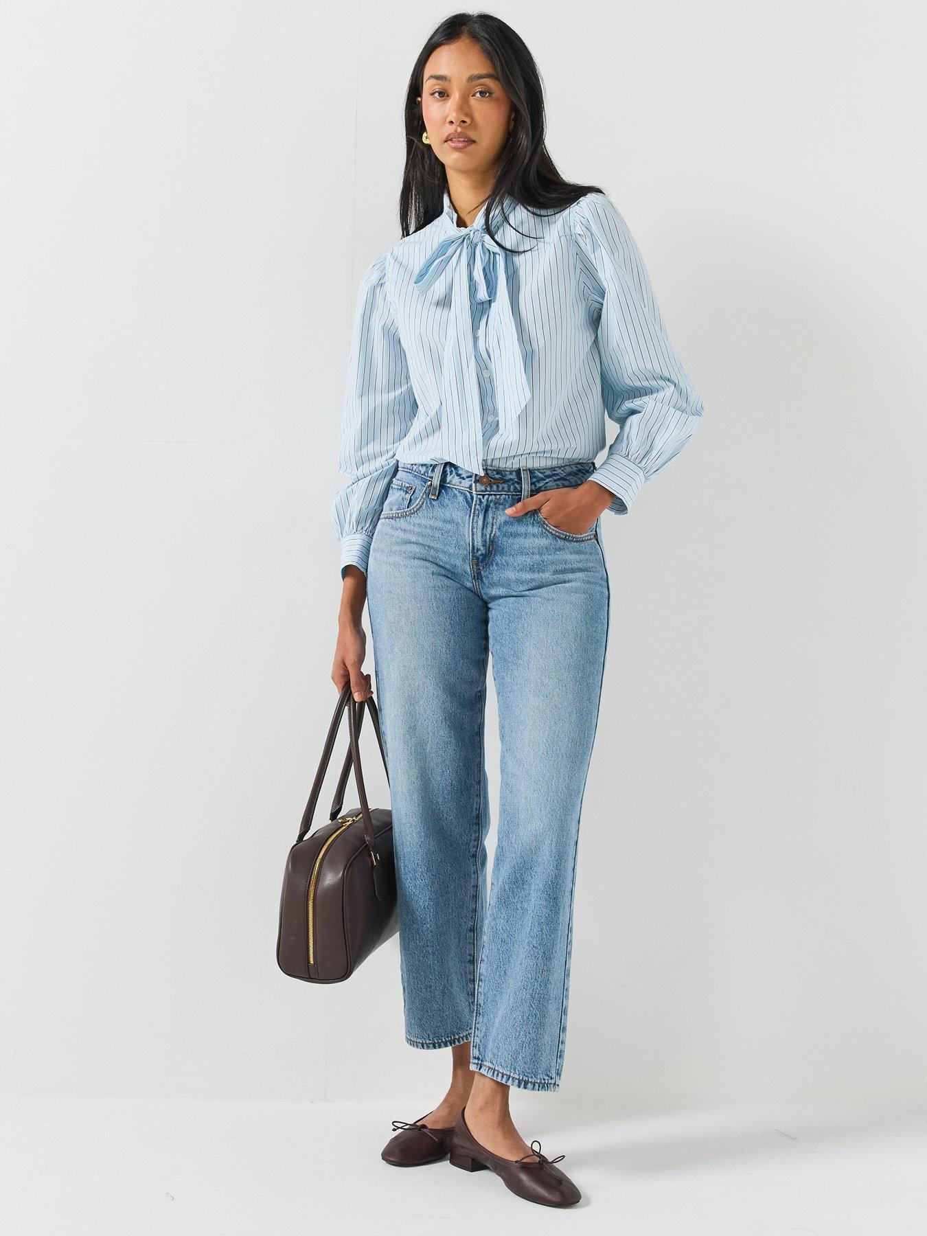 Image 3 of 6 of Levi's Womens Superlow Straight Fit Light Wash Jeans - Let Love In