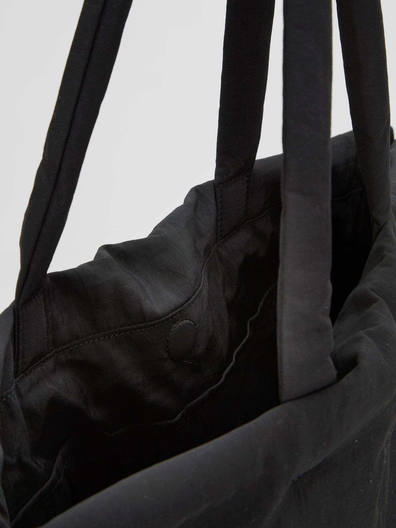 Image 4 of 6 of Levi's Large Tote Bag - Black