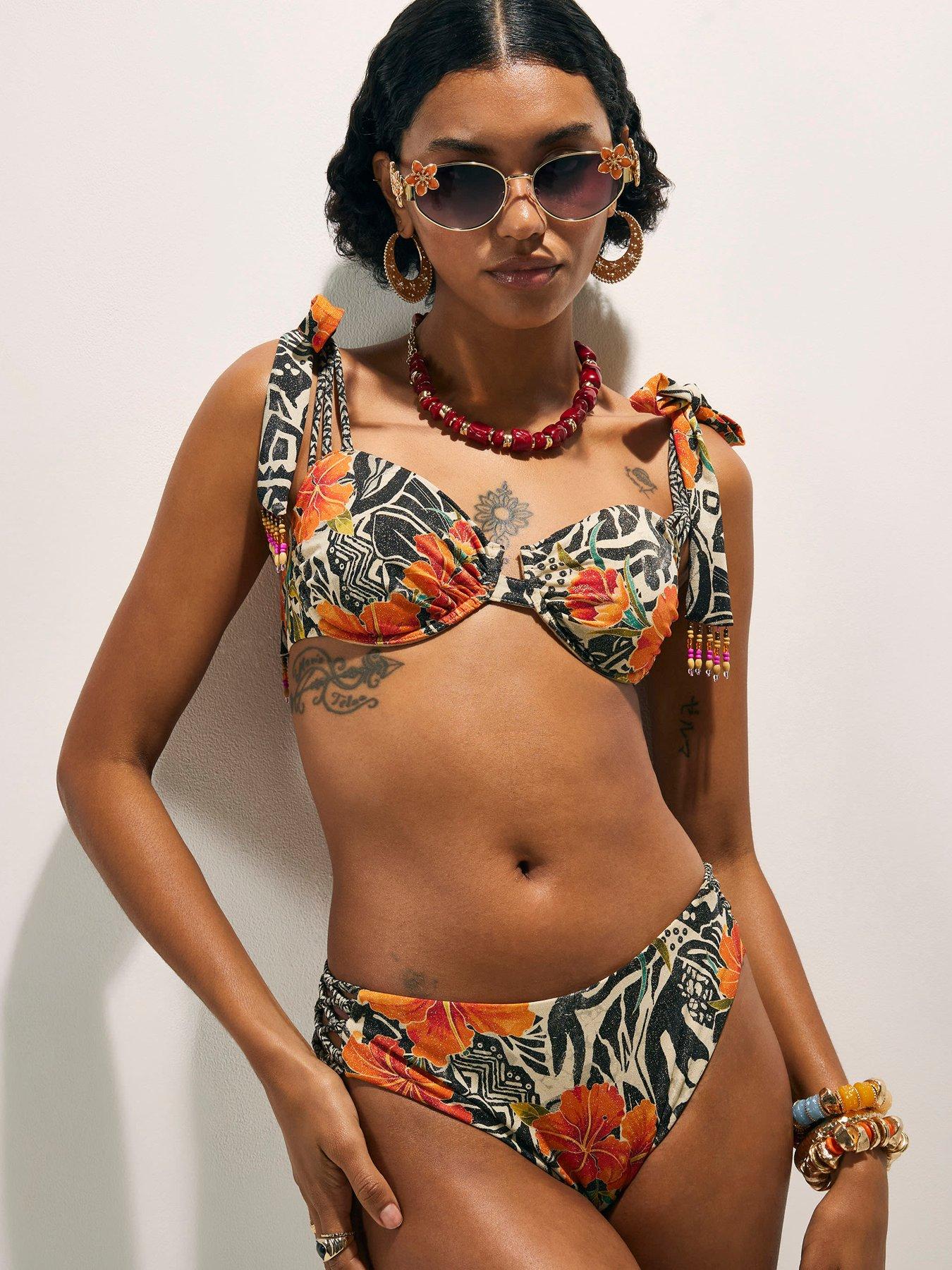 River Island Dm Floral Mono Cupped Bikini - Black