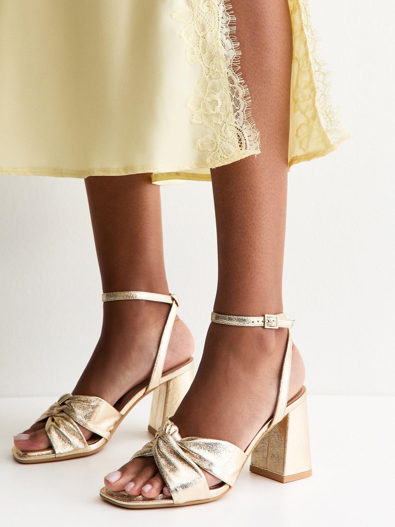 New Look Faux Leather Twisted Strap Block Heel Sandals - Gold