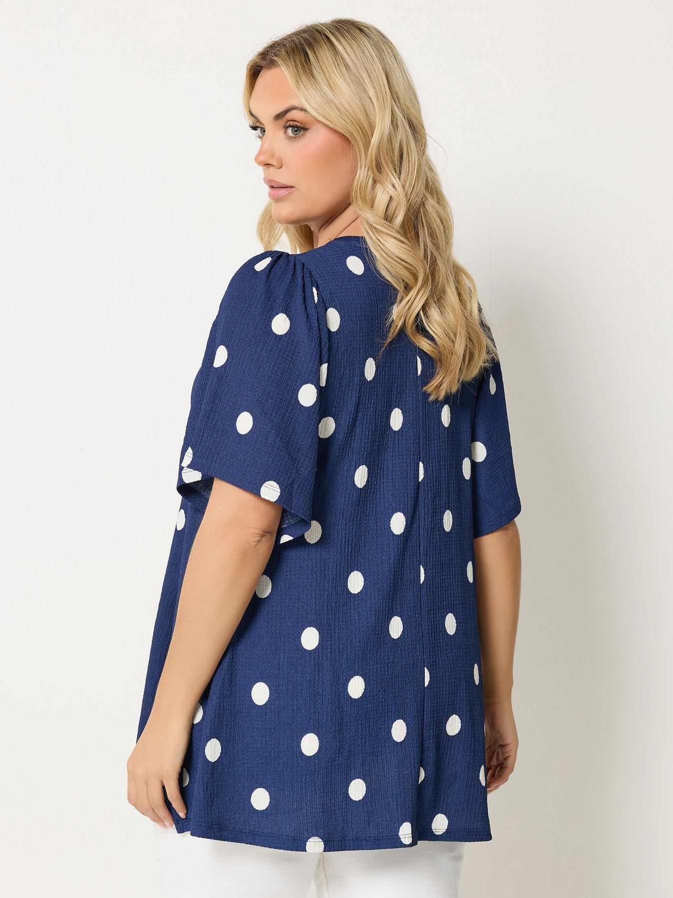 Image 2 of 4 of Yours Curve Textured Spot Print Pleat Front T-Shirt - Blue