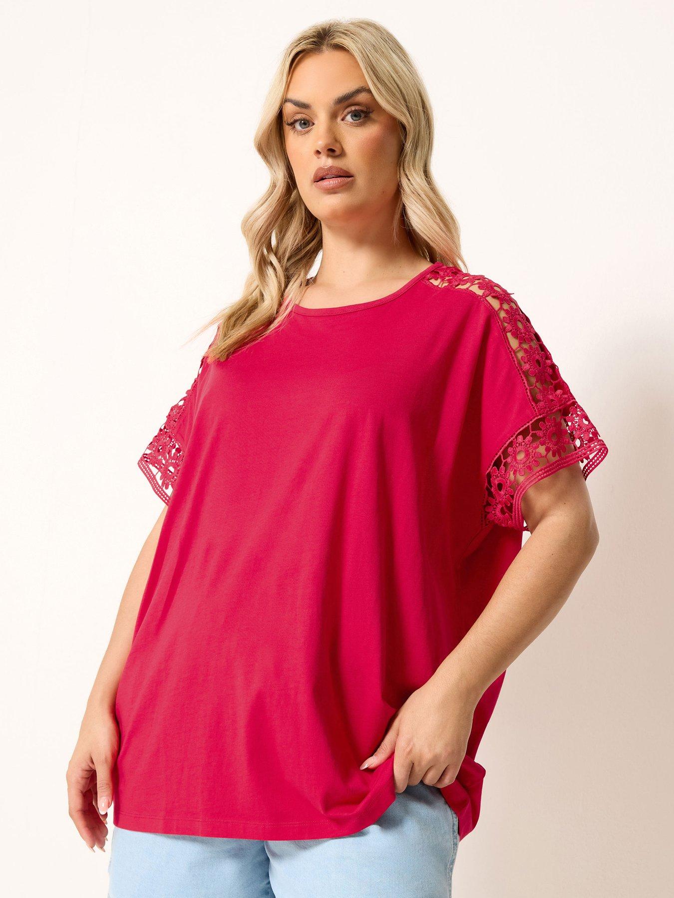 Image 1 of 4 of Yours Curve Boxy Crochet T-Shirt - Red