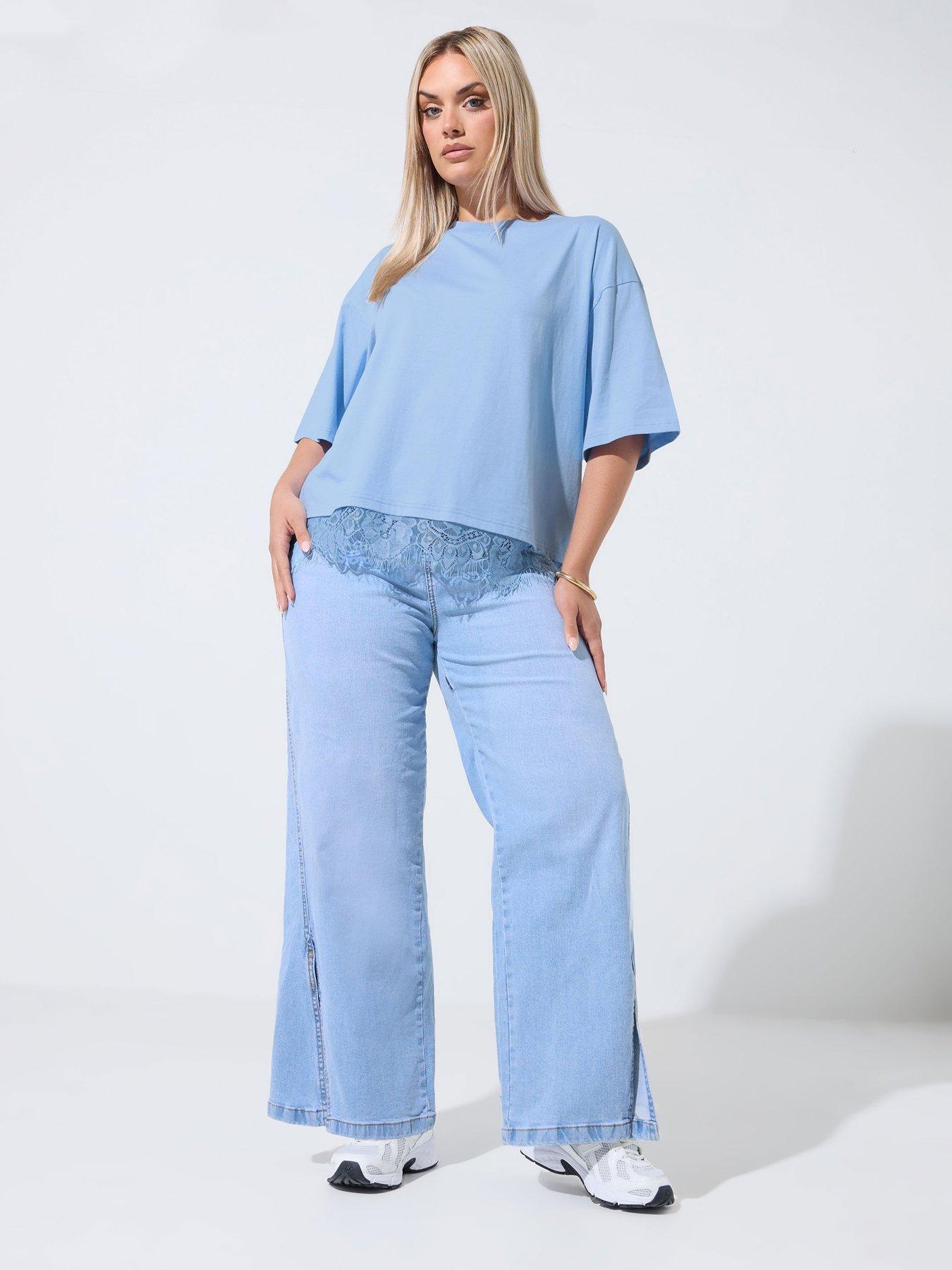 Image 3 of 4 of Yours Curve Lace Hem Top - Blue