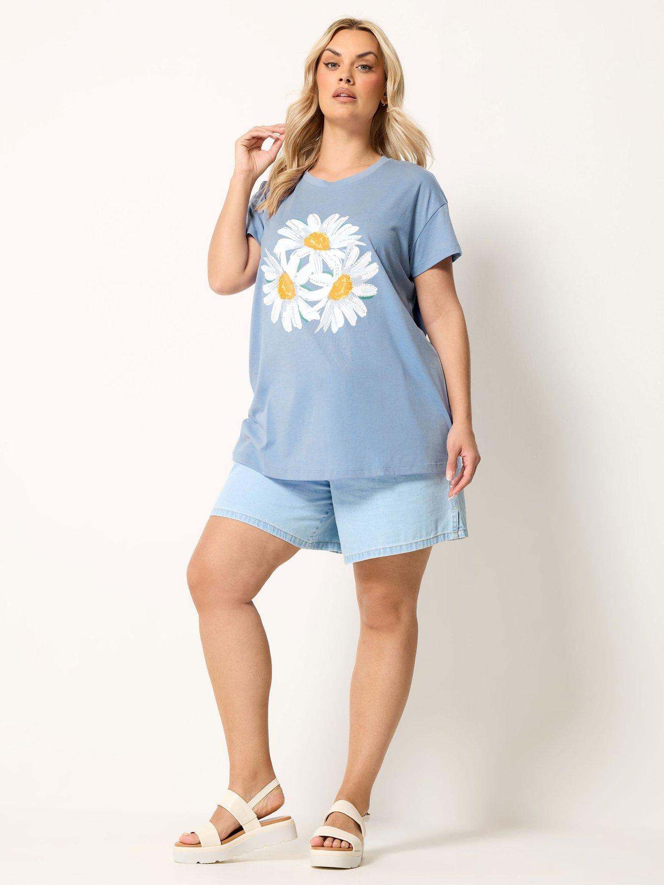 Image 3 of 4 of Yours Curve Printed Placement Core T-Shirt - Blue