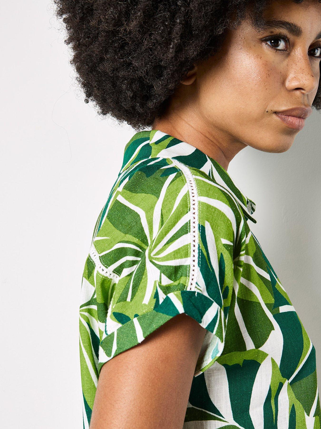 Image 4 of 5 of Apricot Layered Graphic Tropical In Ladder Stitch Linen Shirt - Green