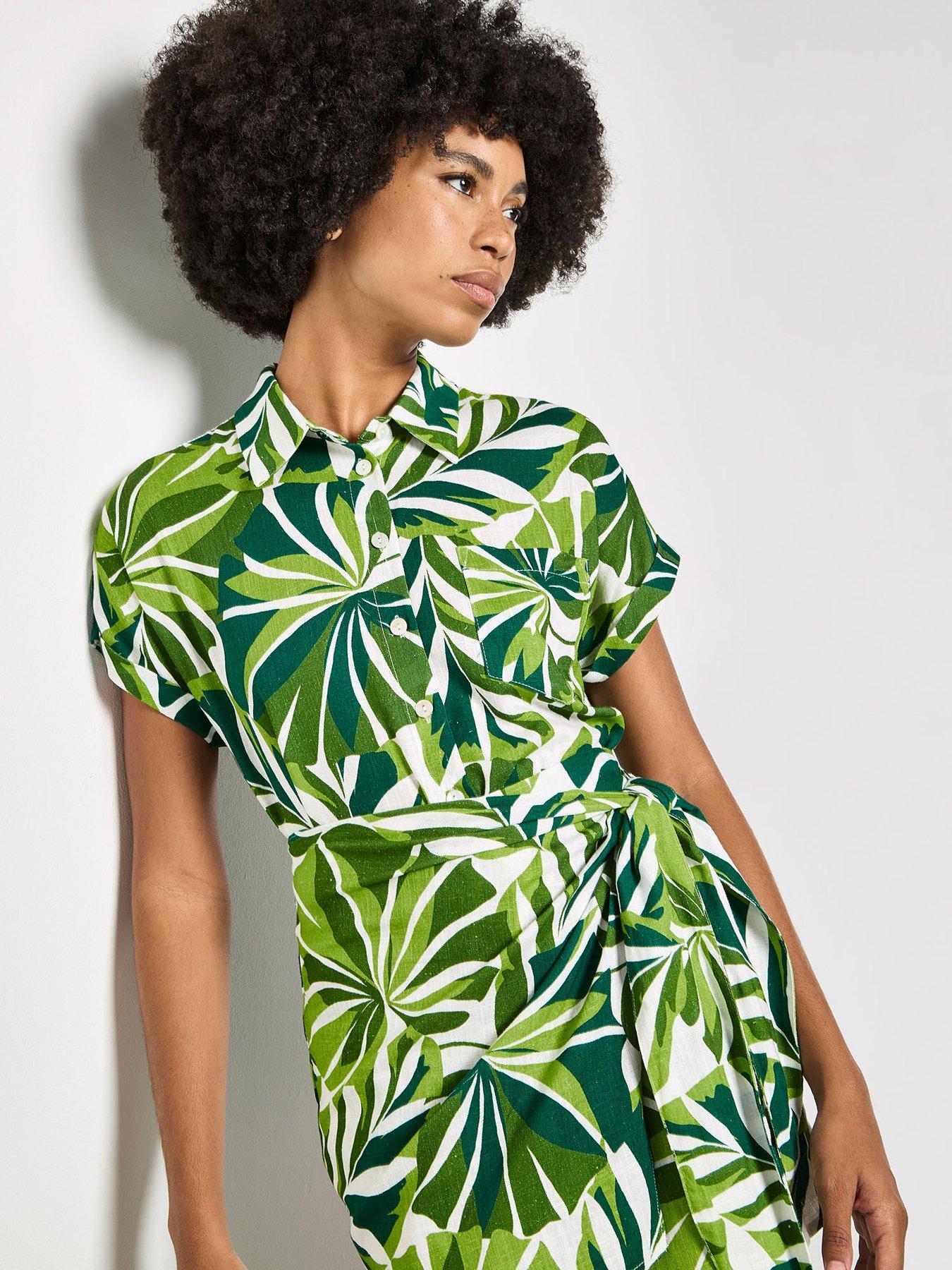 Image 5 of 5 of Apricot Layered Graphic Tropical In Ladder Stitch Linen Shirt - Green