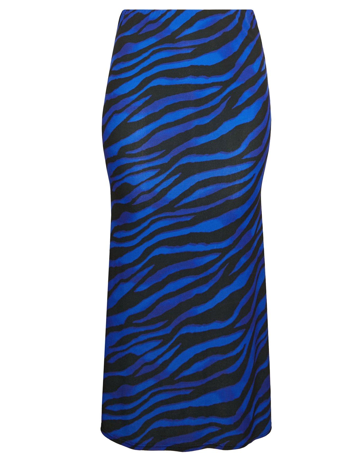 Image 5 of 5 of Yours Curve Zebra Print Maxi Skirt - Blue