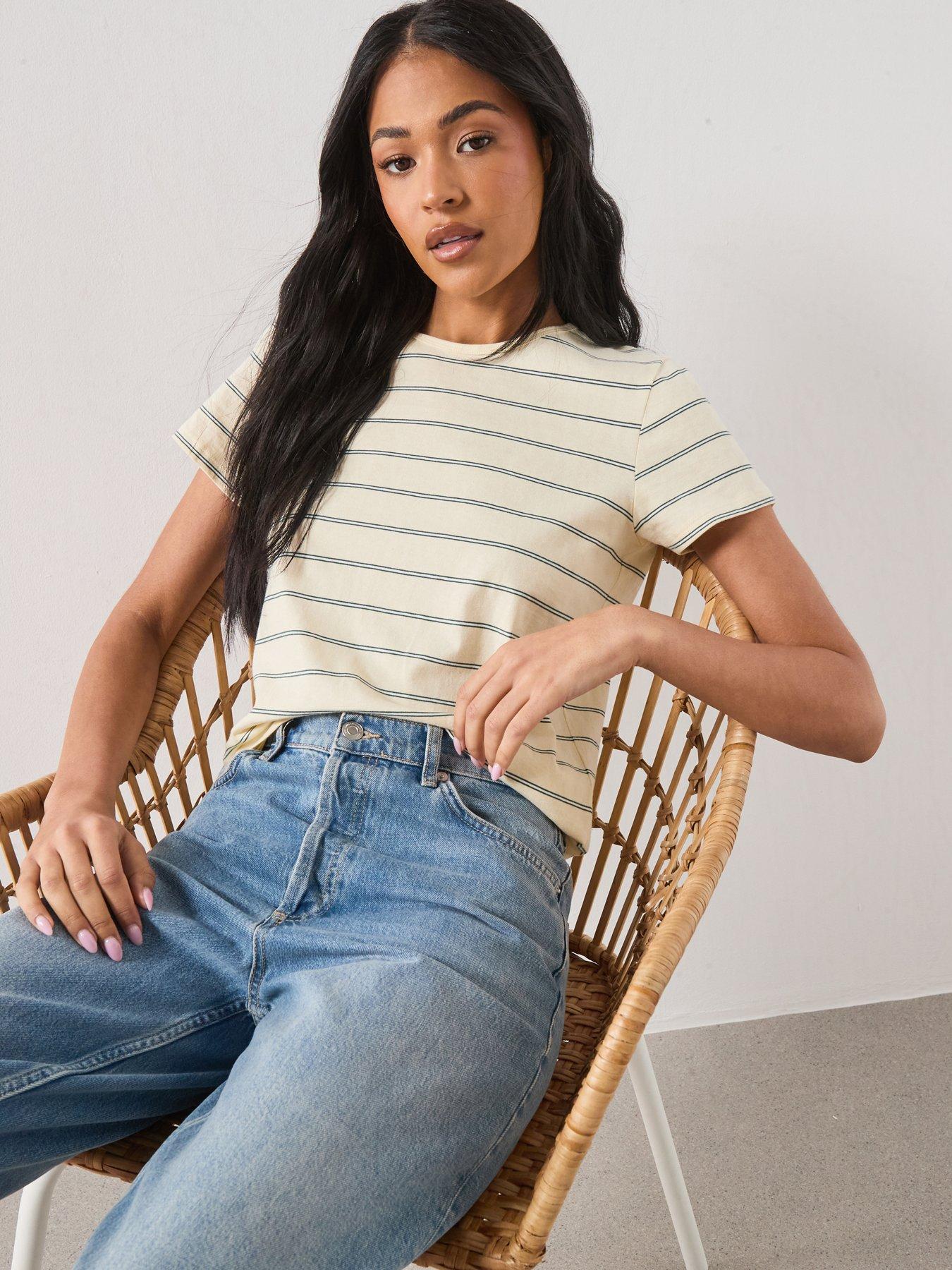 Image 4 of 6 of Mango T-shirt Ancli