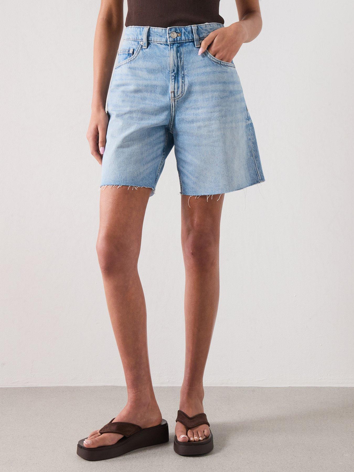 Image 1 of 5 of Mango Bermuda Shorts Anne - Blue