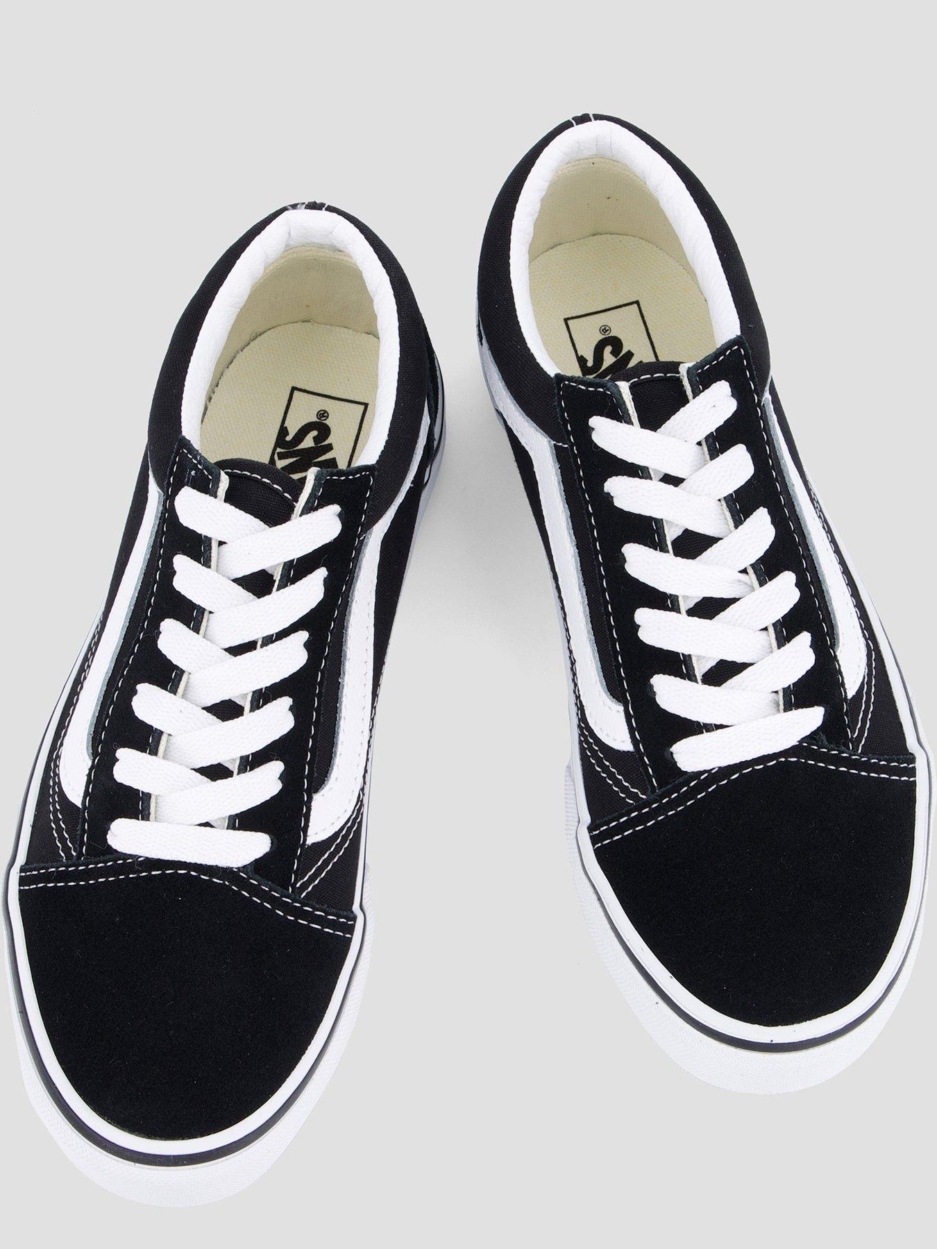 Image 3 of 7 of Vans Junior Old Skool Trainer - Black