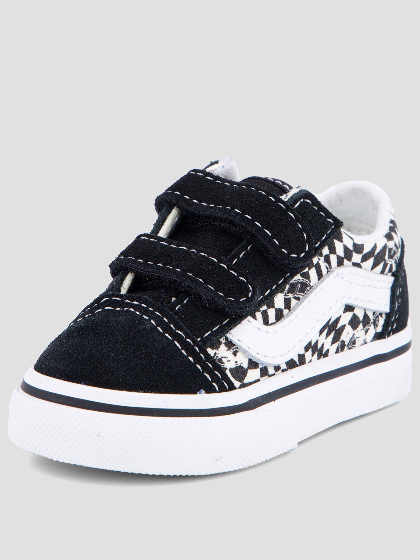 Image 2 of 7 of Vans Toddler Old Skool Trainer - Black