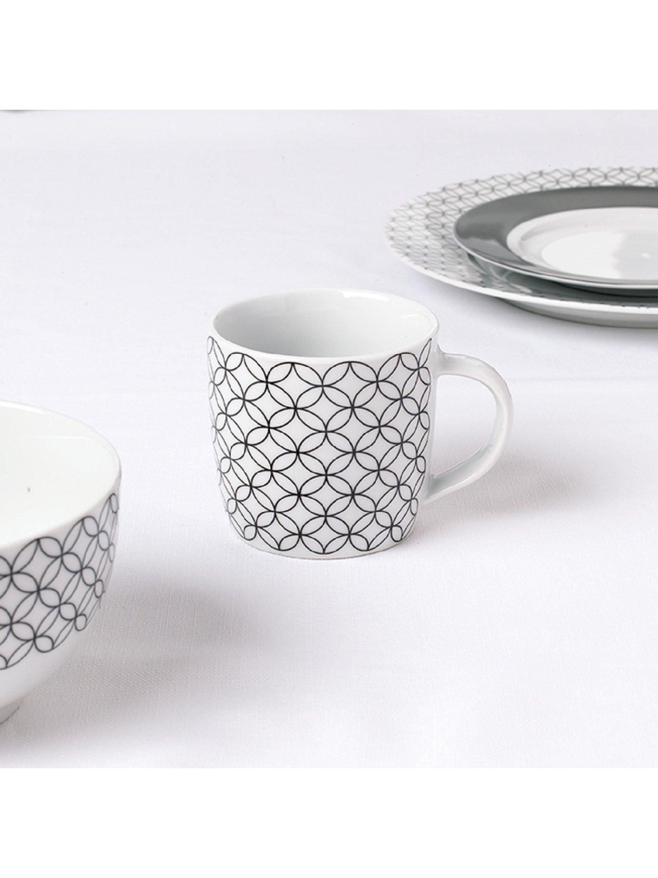 Image 4 of 5 of WATERSIDE 16pc Black Geo