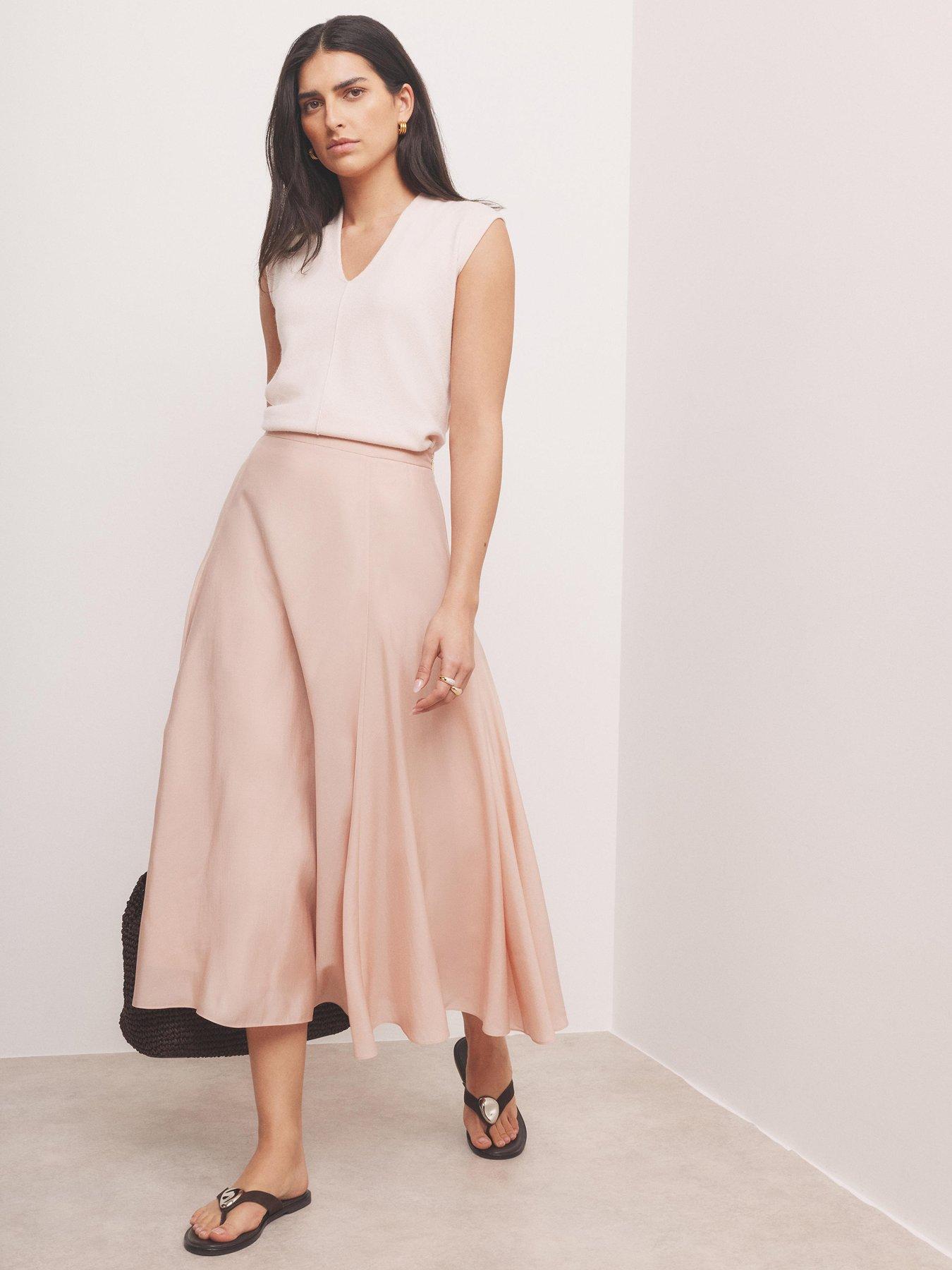 mint-velvet-v-neck-knit-top-pinkfront