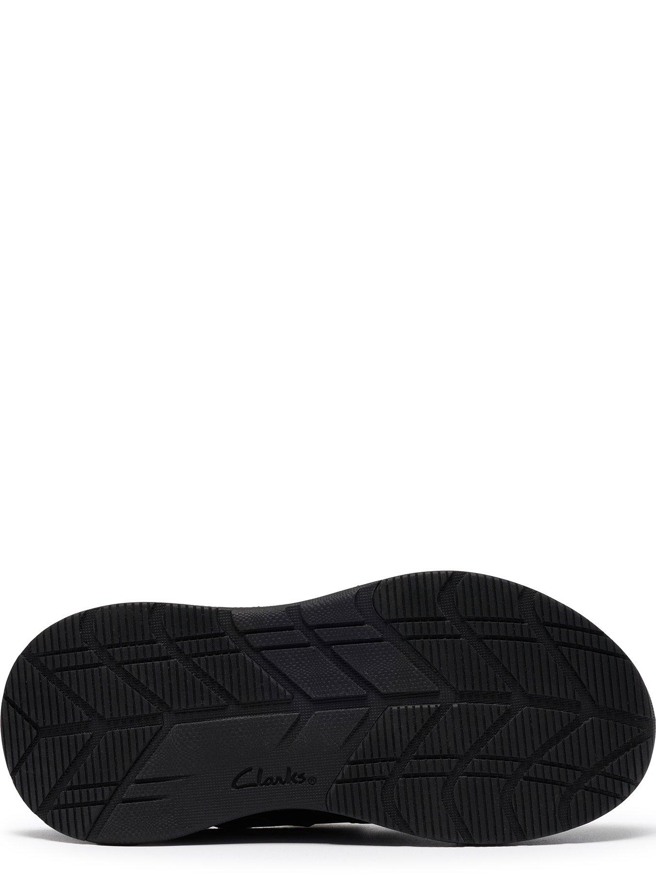 Image 5 of 6 of Clarks Junior Gleam Fly Trainer - Black