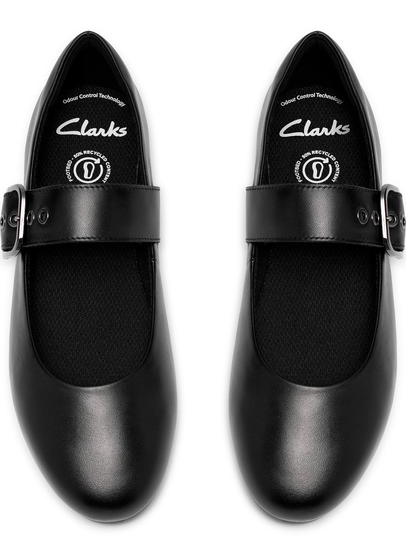 Image 4 of 6 of Clarks Youth Porto Tap Leather Mary-jane Shoe - Black