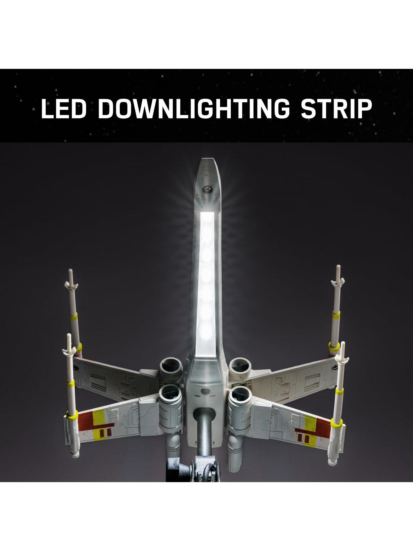 marvel-comics-x-wing-posable-desk-lightback