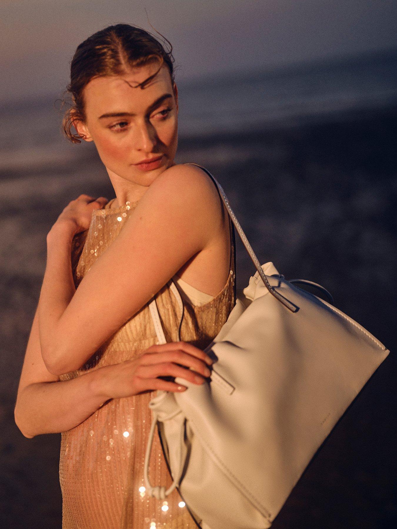 Image 3 of 7 of Radley The Roxburgh Large Drawstring Shoulder