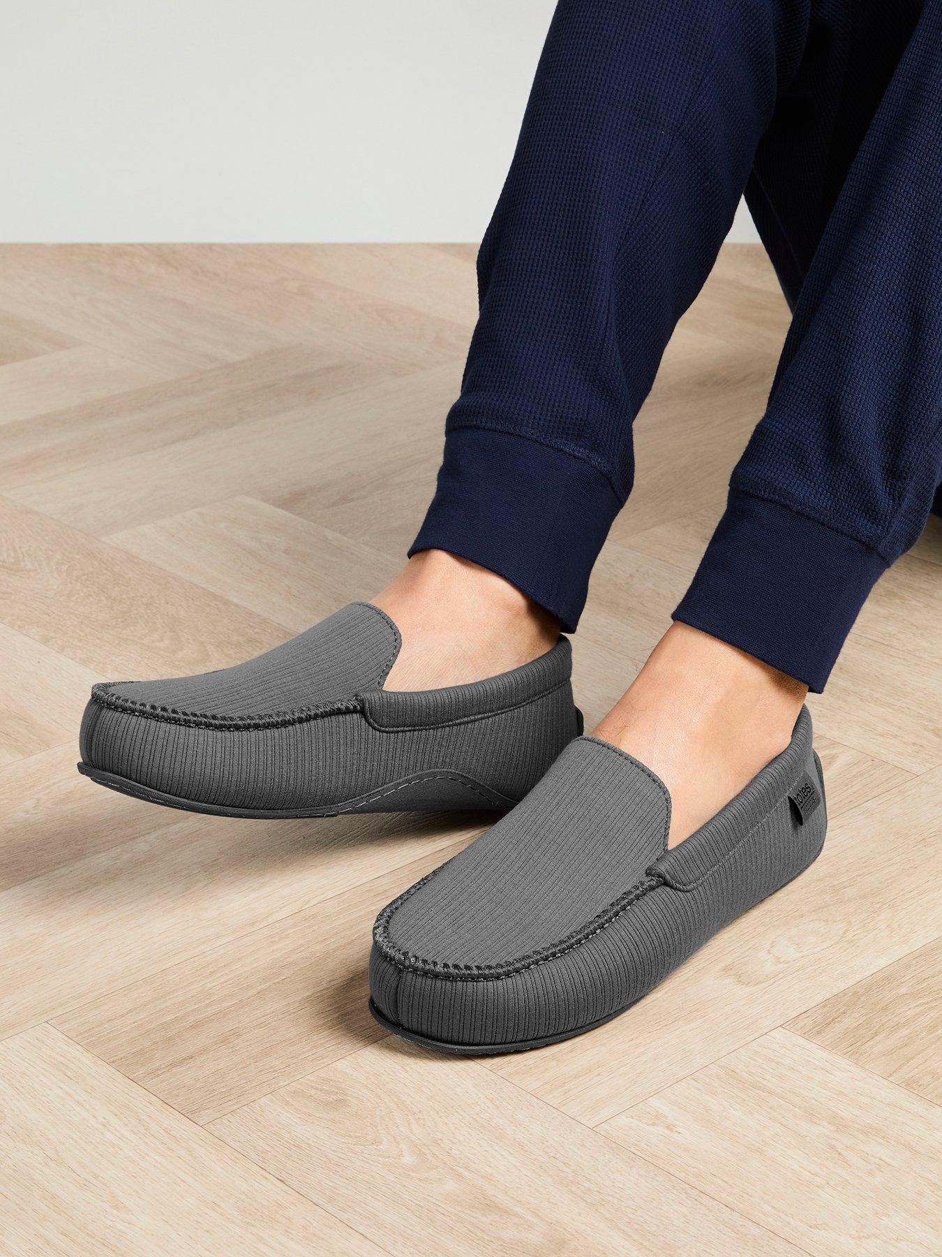 Image 4 of 4 of Totes Isotoner Totes Ribbed Moccasin Slipper - Grey